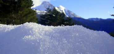 雪域仙境，云端探险，一探云南玉龙雪山的神秘魅力