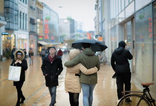 山东济南：普法进工地 关爱女员工